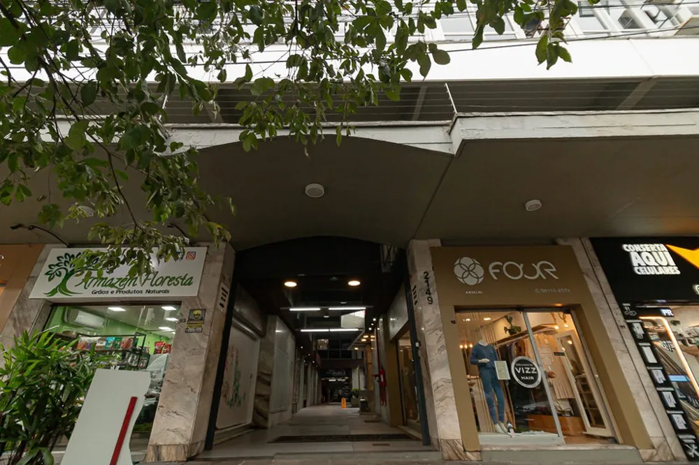 Loja para venda no bairro Moinhos de Vento em Porto Alegre