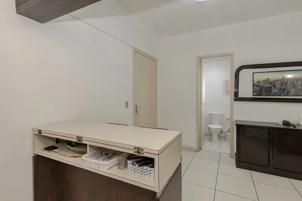 Apartamento para venda no bairro Centro Histórico em Porto Alegre