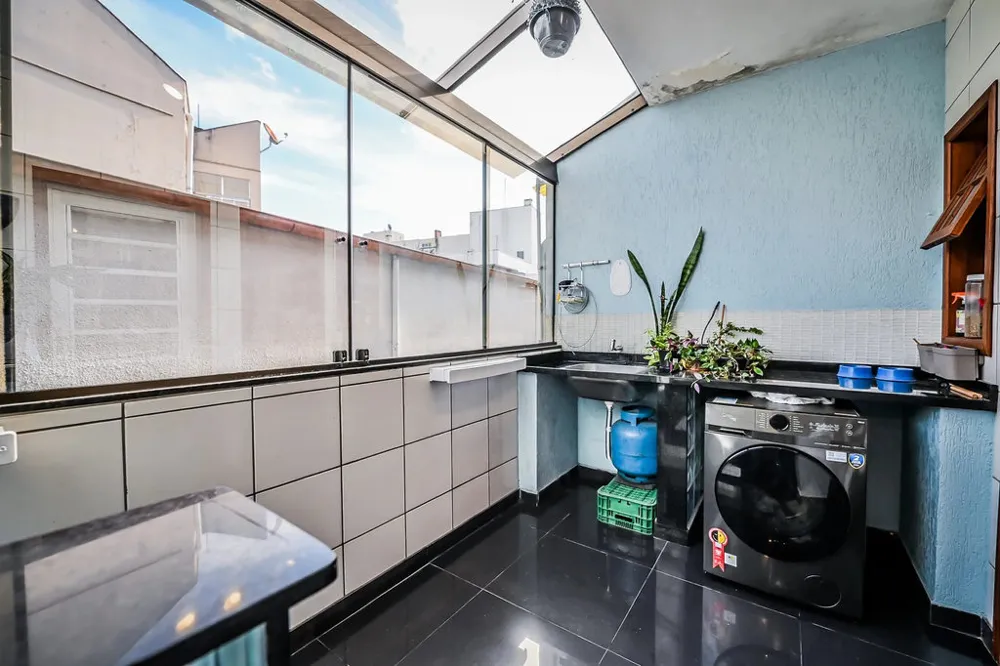 Apartamento para venda no bairro Teresópolis em Porto Alegre