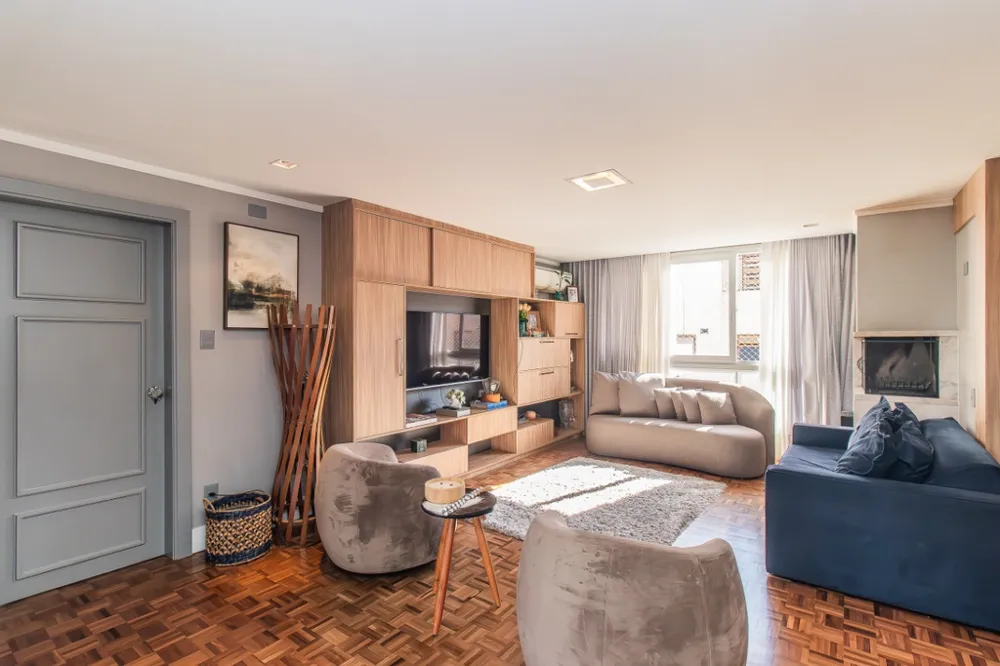 Apartamento para venda no bairro Moinhos de Vento em Porto Alegre