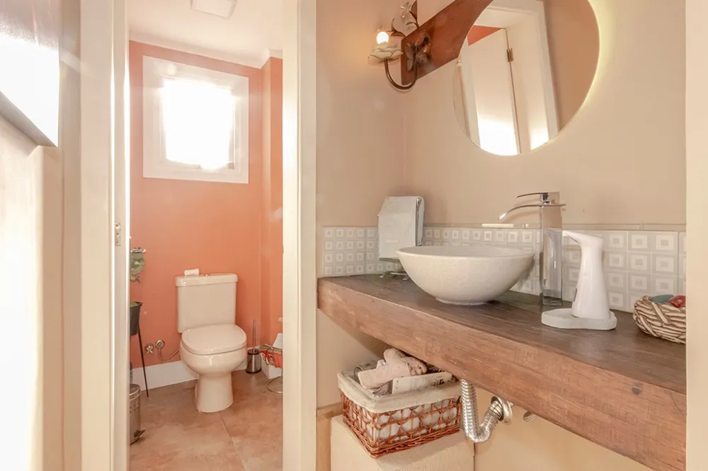 Casa para venda no bairro Lomba do Pinheiro em Porto Alegre