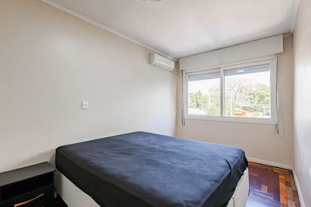 Apartamento para venda no bairro Passo da Areia em Porto Alegre