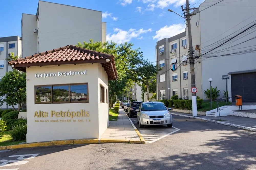 Apartamento para venda no bairro Jardim Itu em Porto Alegre