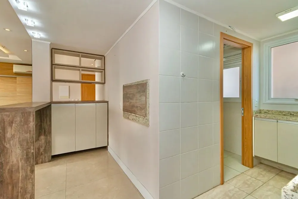 Apartamento para venda no bairro Passo da Areia em Porto Alegre