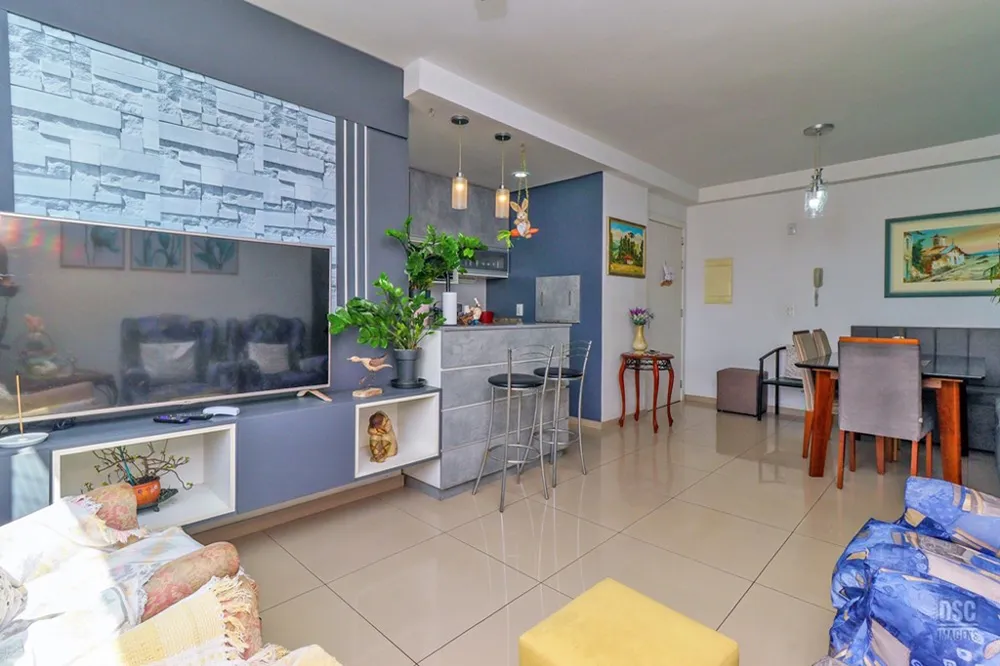 Apartamento para venda no bairro Medianeira em Porto Alegre