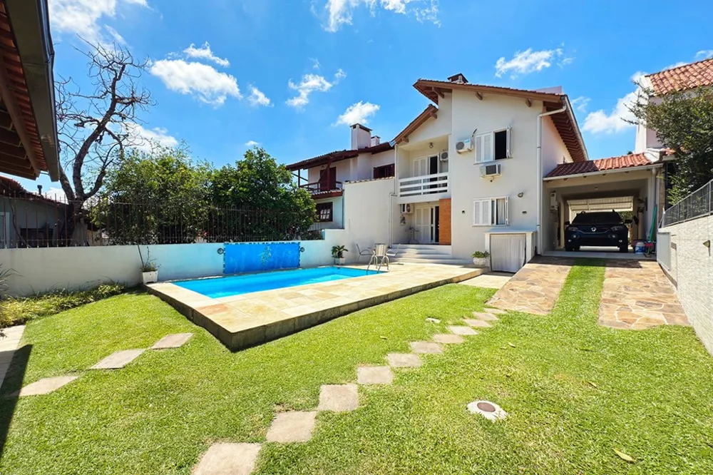 Casa para venda no bairro Ipanema em Porto Alegre