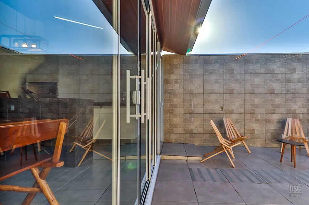 Casa para venda no bairro Restinga em Porto Alegre