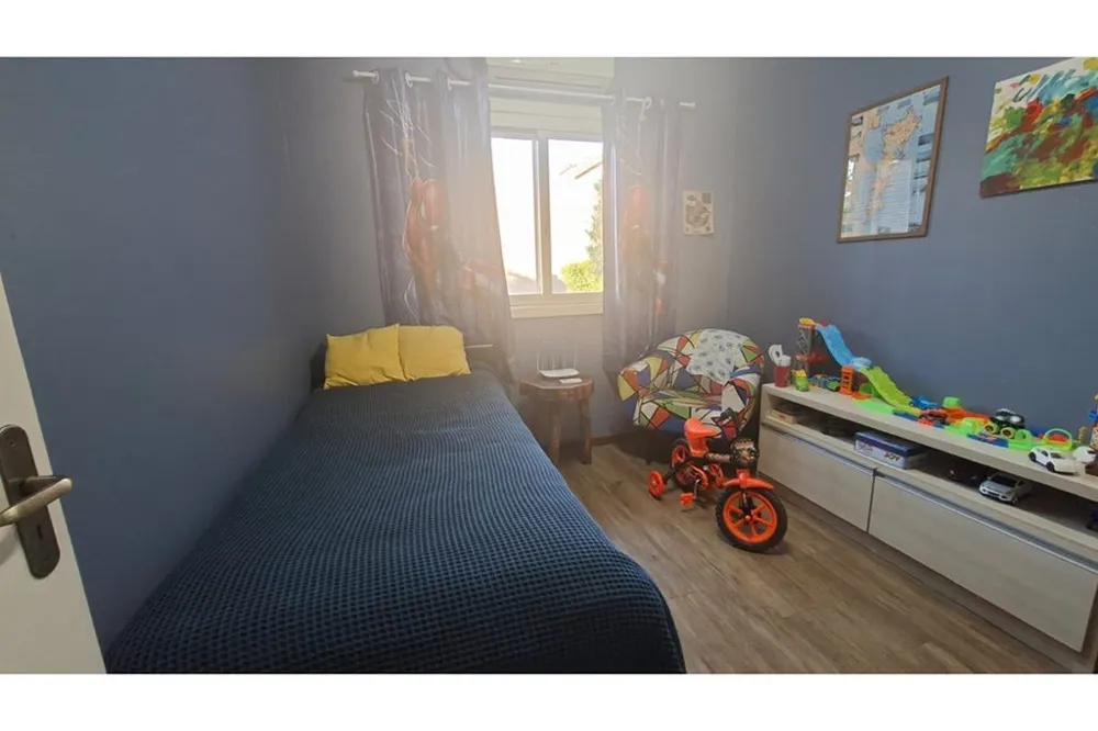 Casa em Condomínio para venda no bairro Lomba do Pinheiro em Porto Alegre