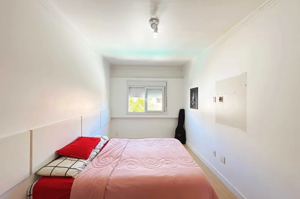 Casa para venda no bairro Hípica em Porto Alegre