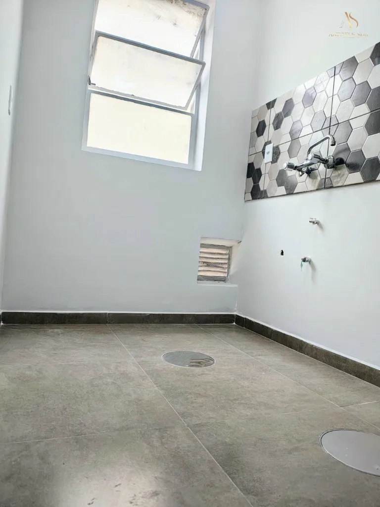 Apartamento para venda no bairro Vila Jardim em Porto Alegre