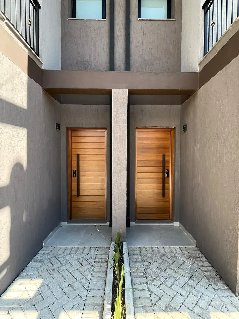 Sobrado Triplex para venda no bairro SANTA TEREZINHA em Canela