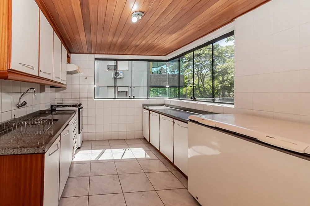 Cobertura Duplex para venda no bairro Jardim Lindóia em Porto Alegre