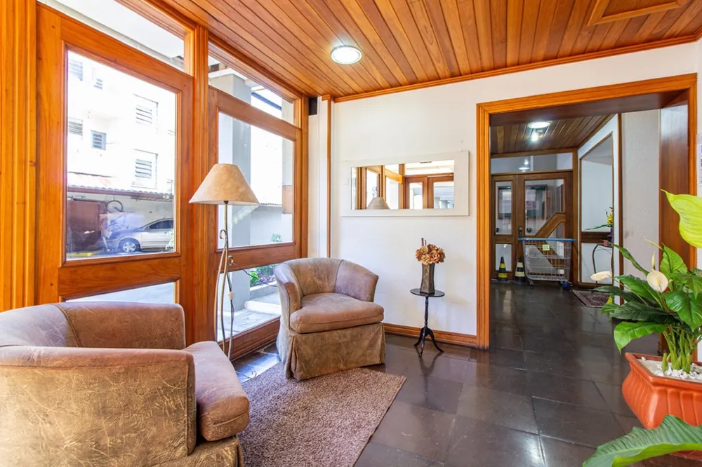 Apartamento para venda no bairro Passo da Areia em Porto Alegre