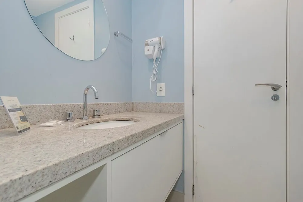 Studio para venda no bairro Cidade Baixa em Porto Alegre