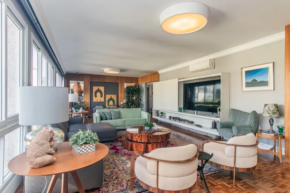 Apartamento para venda no bairro Moinhos de Vento em Porto Alegre