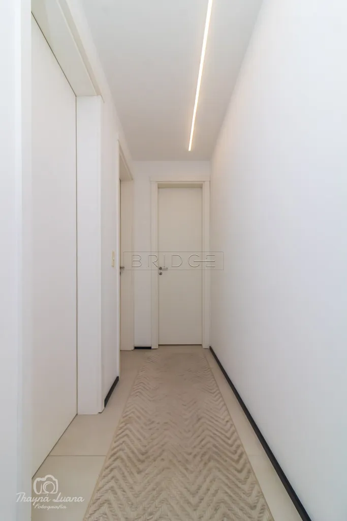 Apartamento para venda no bairro Passo da Areia em Porto Alegre