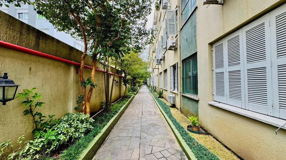 Apartamento para venda no bairro Floresta em Porto Alegre