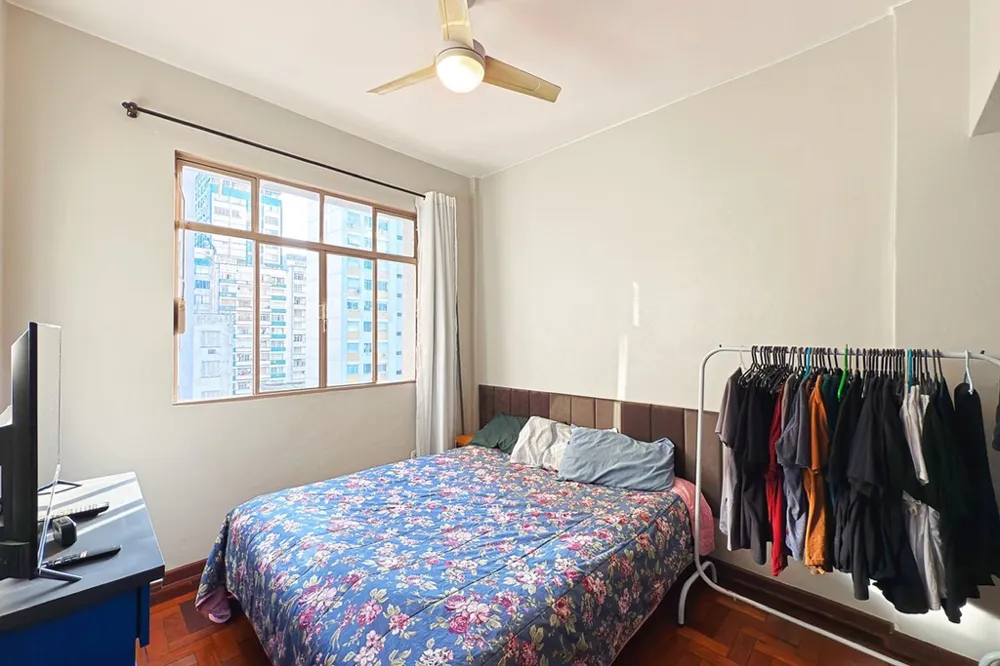 Apartamento para venda no bairro Centro Histórico em Porto Alegre