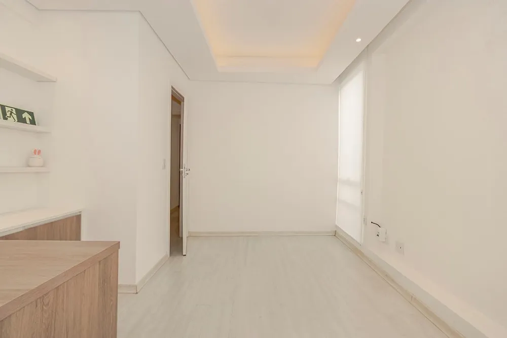 Sala para venda no bairro Petrópolis em Porto Alegre