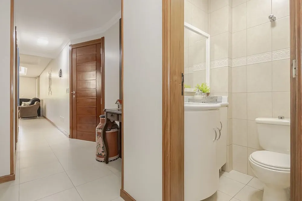 Apartamento para venda no bairro Passo da Areia em Porto Alegre