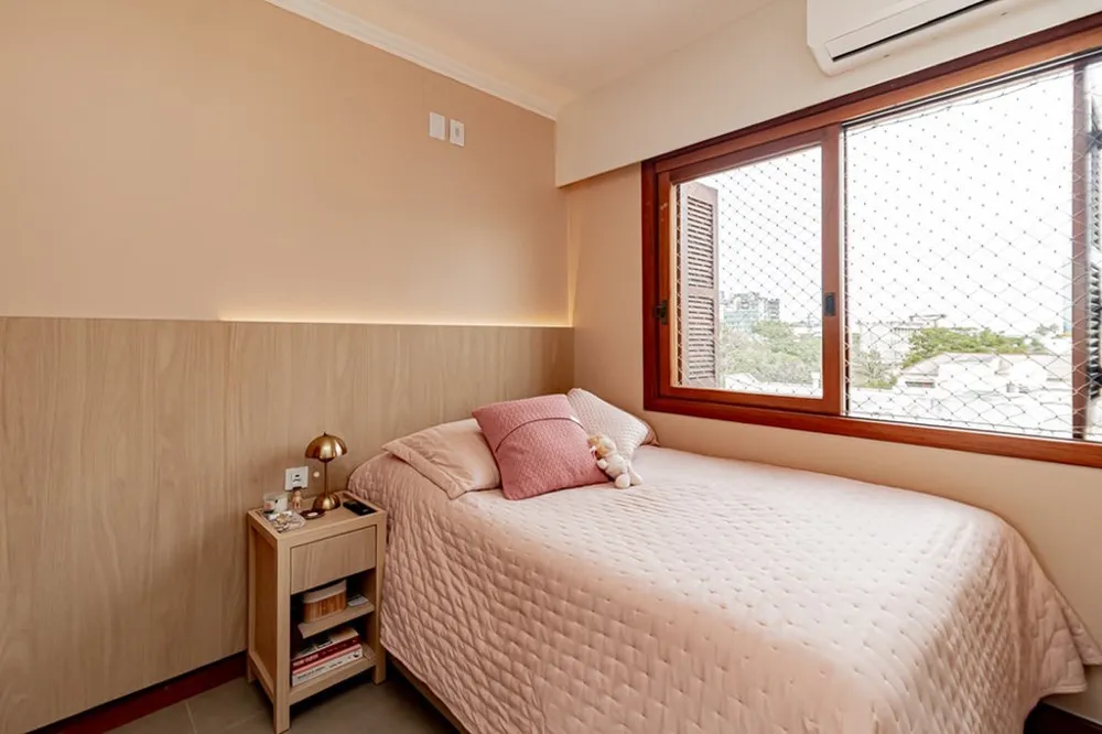 Apartamento para venda no bairro Menino Deus em Porto Alegre