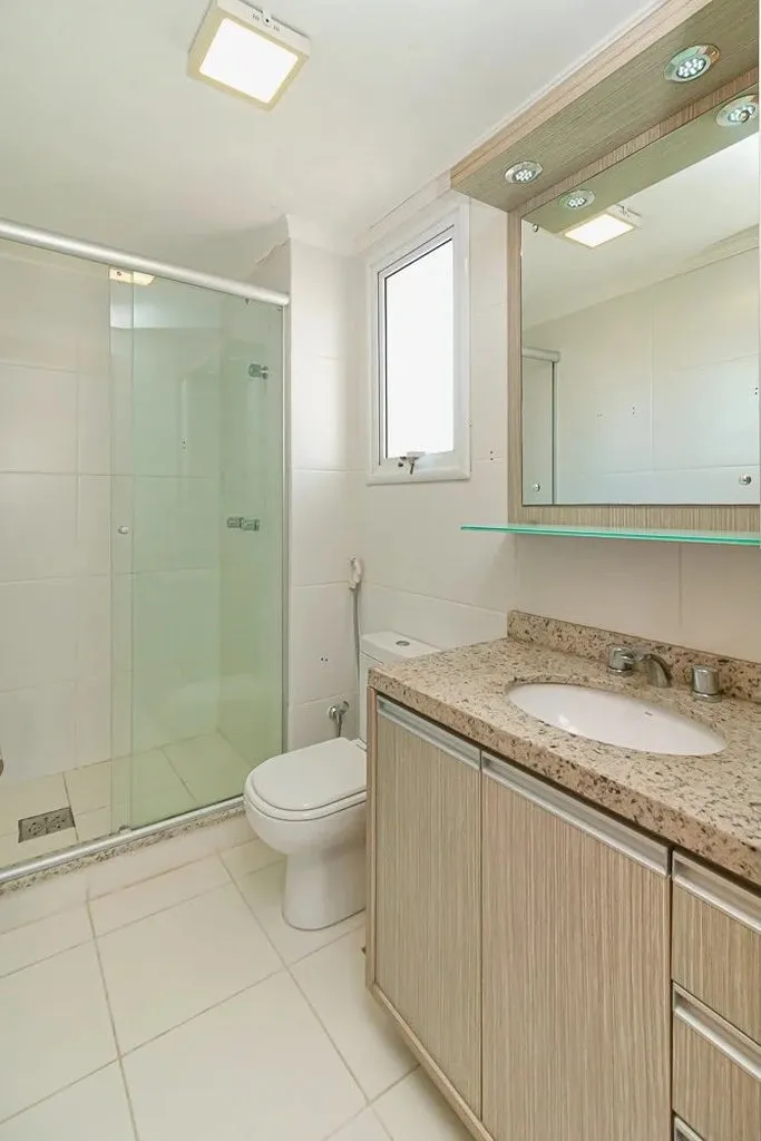Apartamento para venda no bairro Passo da Areia em Porto Alegre
