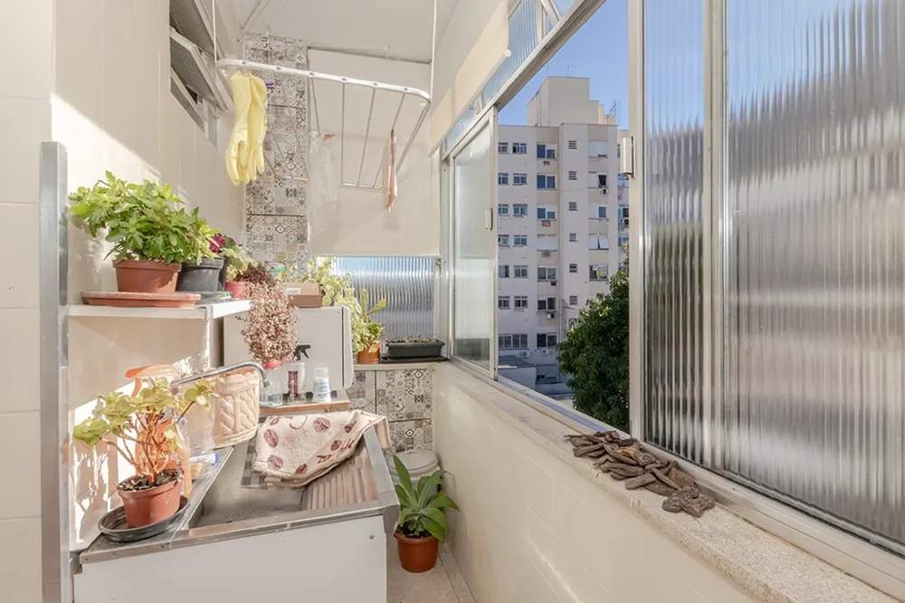 Apartamento para venda no bairro Partenon em Porto Alegre