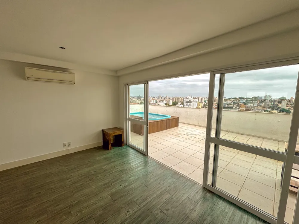Cobertura Horizontal para venda no bairro Jardim Lindóia em Porto Alegre