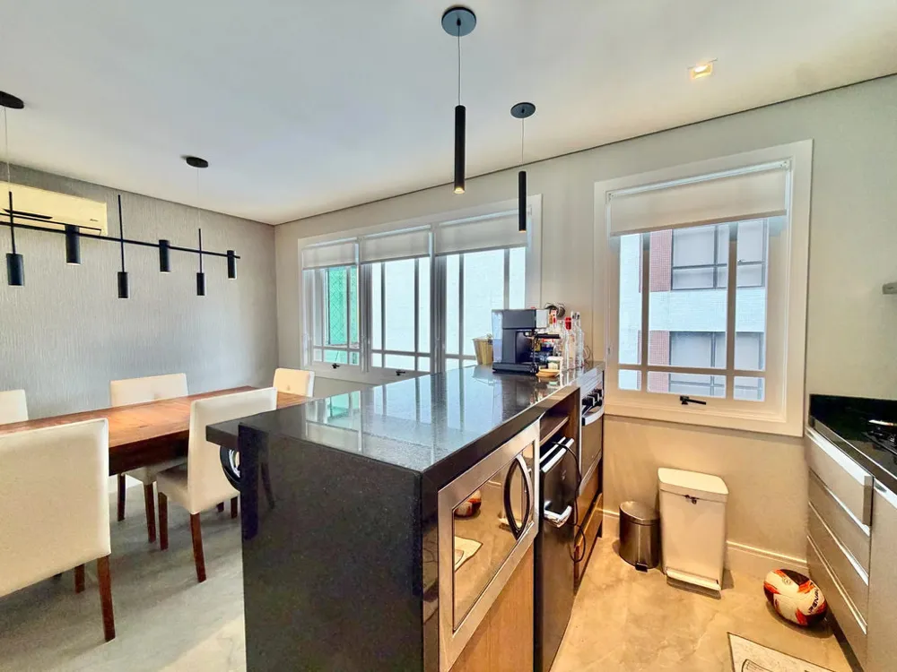 Cobertura Duplex para venda no bairro Petrópolis em Porto Alegre
