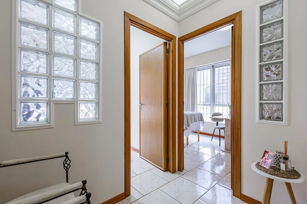 Sala para venda no bairro Petrópolis em Porto Alegre