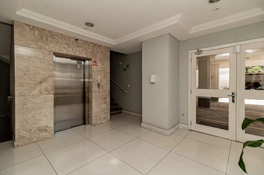 Apartamento para venda no bairro São João em Porto Alegre