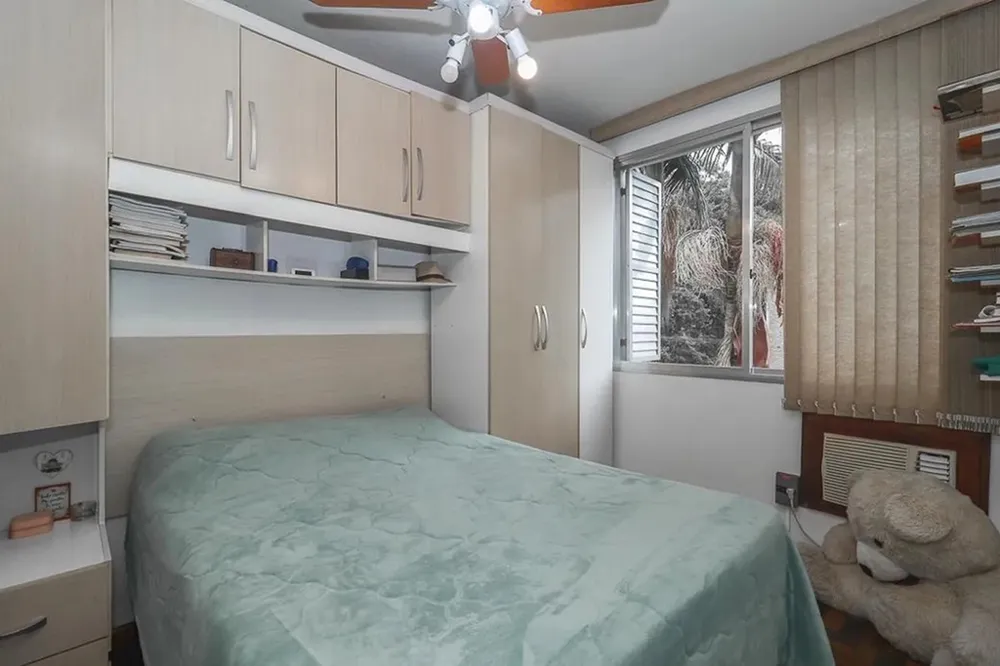 Apartamento para venda no bairro Passo da Areia em Porto Alegre