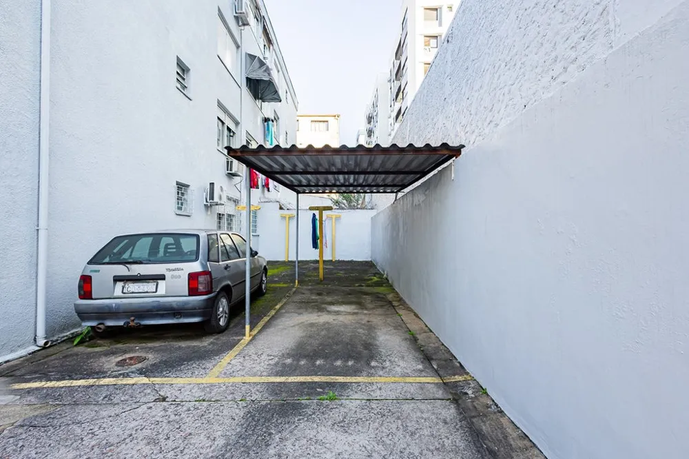 Apartamento para venda no bairro Passo da Areia em Porto Alegre