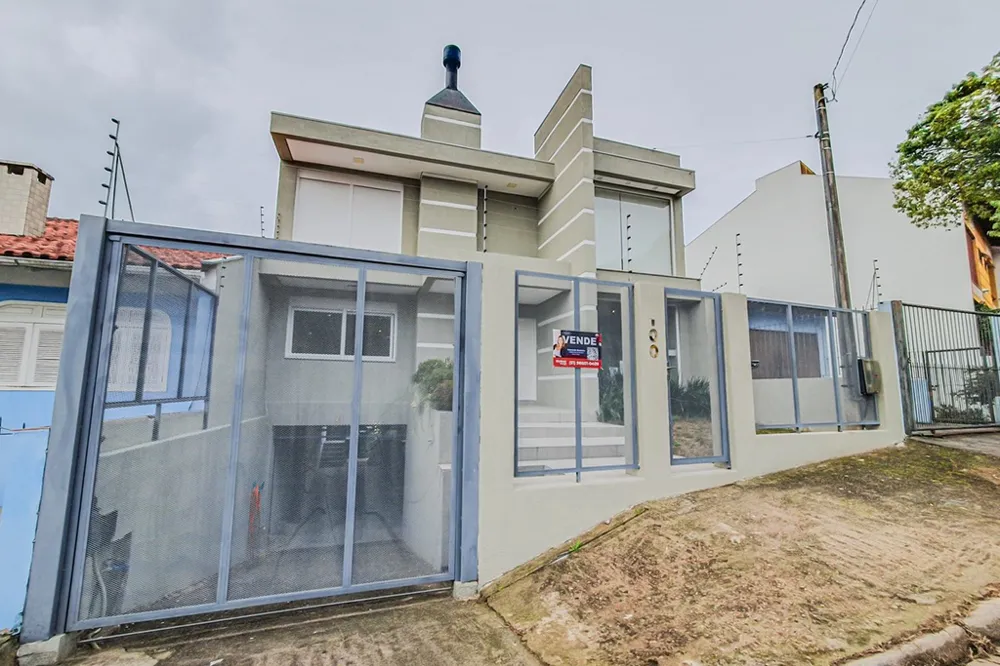 Casa para venda no bairro Ipanema em Porto Alegre