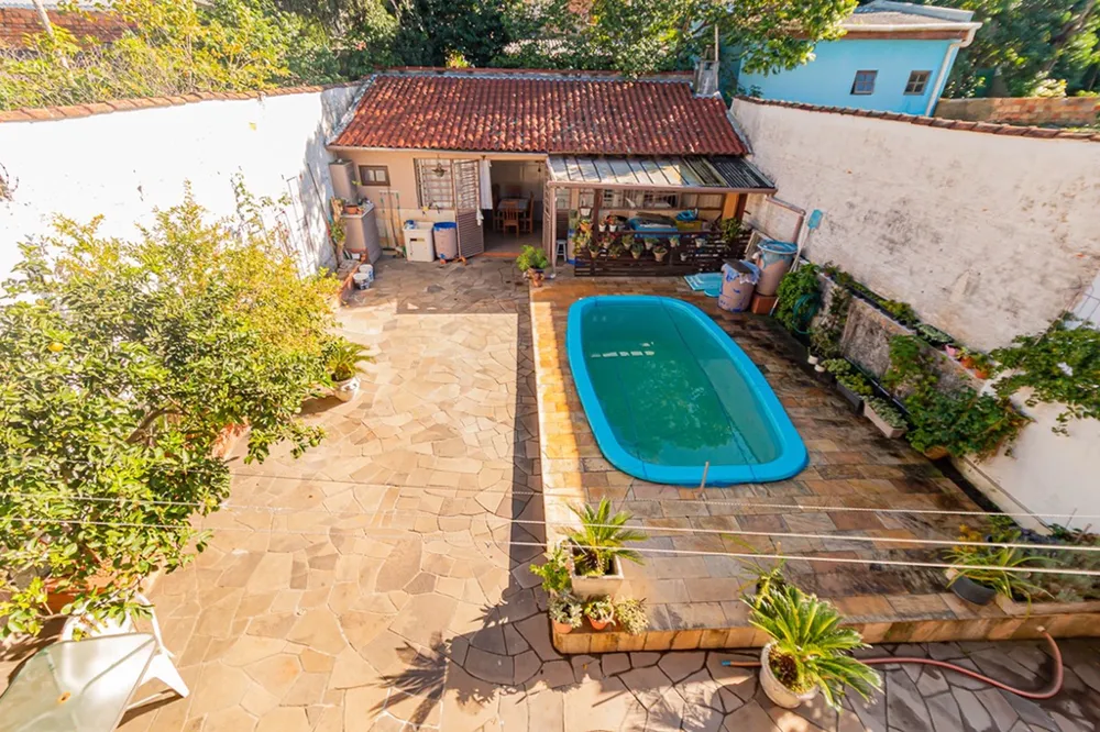 Casa para venda no bairro Jardim Itu Sabará em Porto Alegre