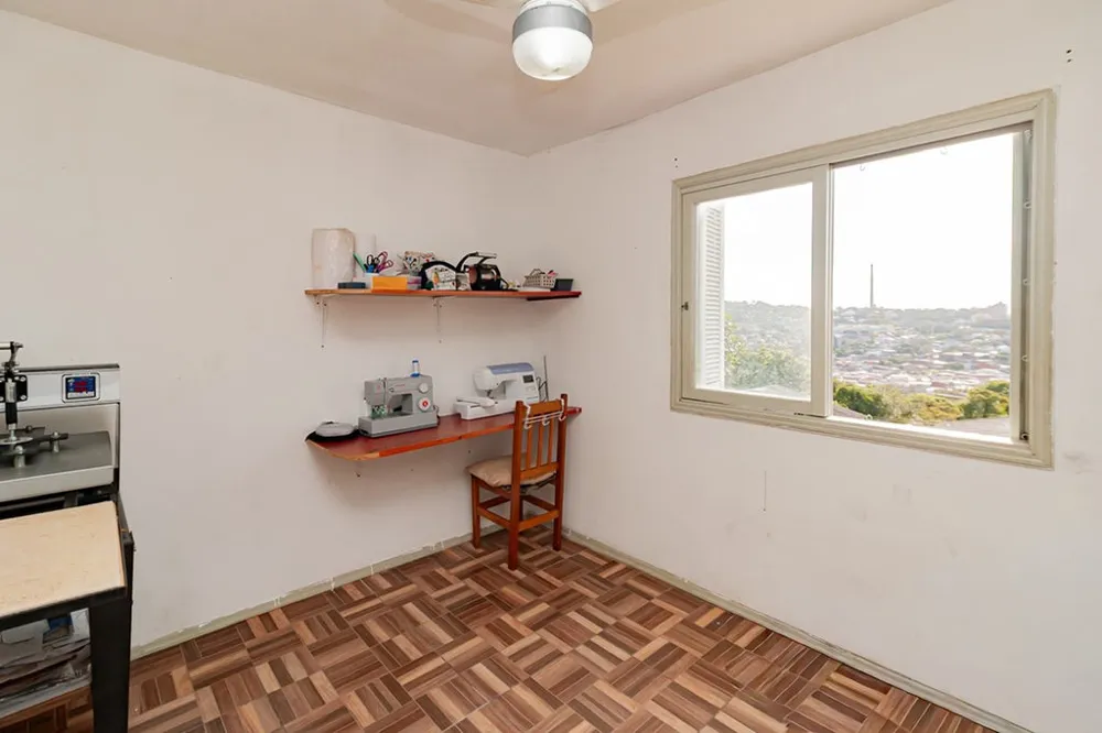 Casa em Condomínio para venda no bairro Santa Tereza em Porto Alegre