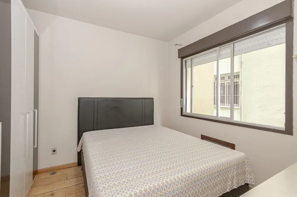 Apartamento para venda no bairro Centro Histórico em Porto Alegre
