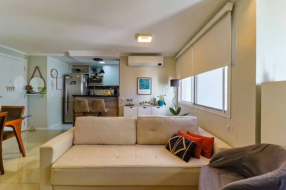 Apartamento para venda no bairro Vila Ipiranga em Porto Alegre