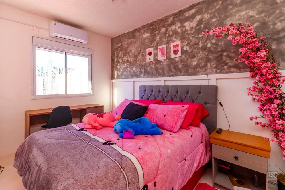 Casa para venda no bairro Restinga em Porto Alegre
