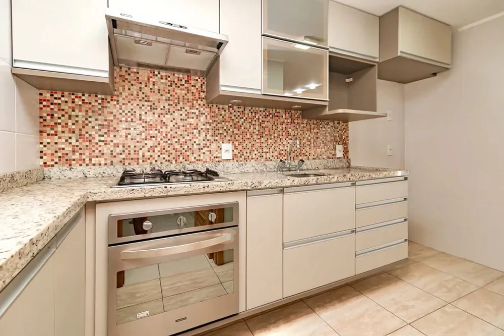 Apartamento para venda no bairro Passo da Areia em Porto Alegre