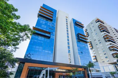 Sala para venda no bairro Petrópolis em Porto Alegre