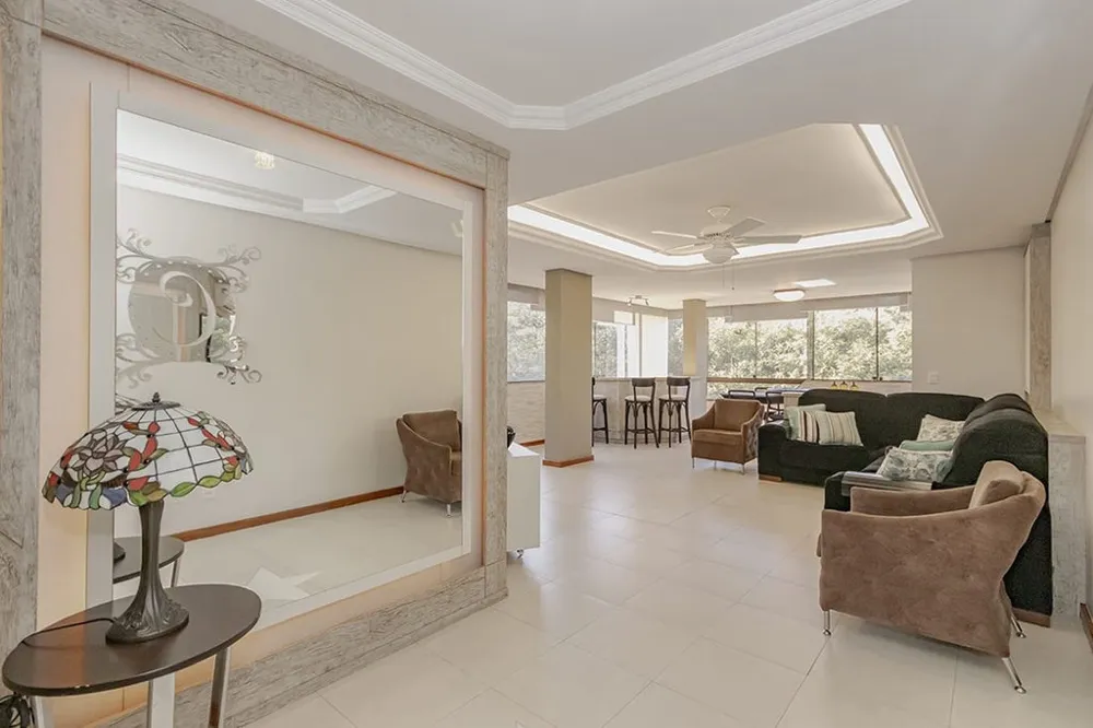 Apartamento para venda no bairro Passo da Areia em Porto Alegre