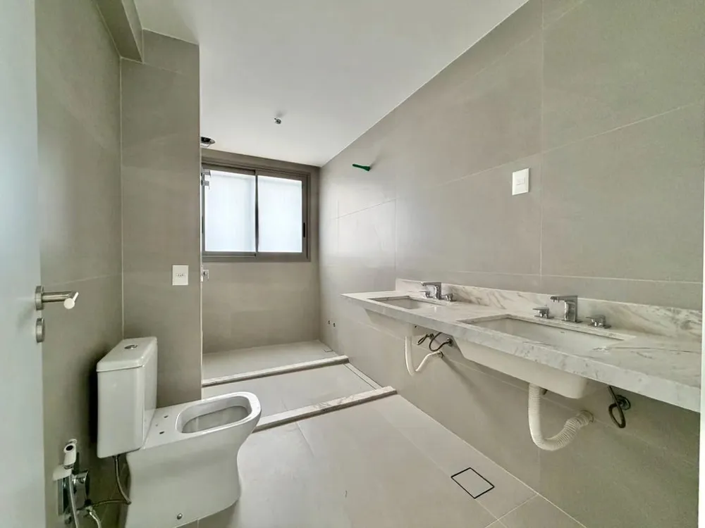 Apartamento para venda no bairro Três Figueiras em Porto Alegre