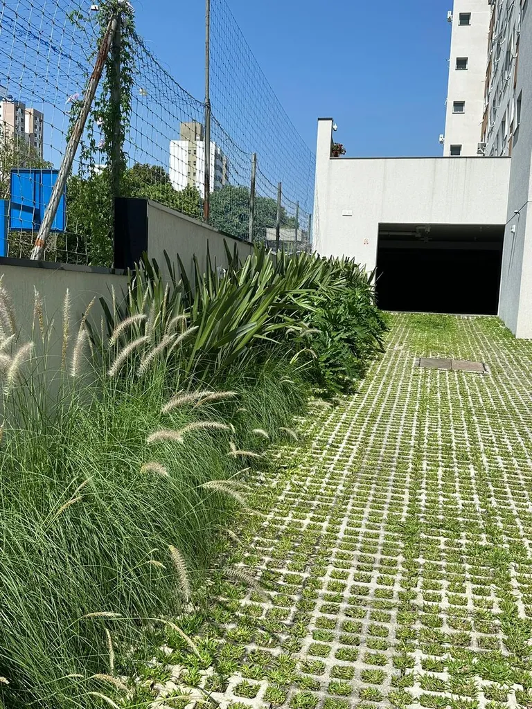 Apartamento para venda no bairro Menino Deus em Porto Alegre