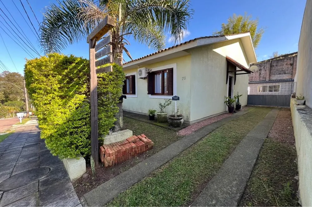 Casa em Condomínio para venda no bairro Lomba do Pinheiro em Porto Alegre