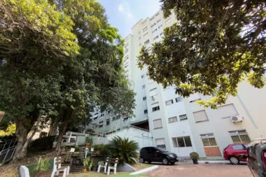 Apartamento para venda no bairro Jardim Itu Sabará em Porto Alegre
