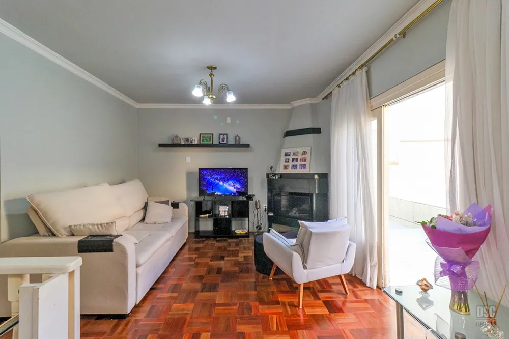 Casa para venda no bairro Jardim Itu em Porto Alegre