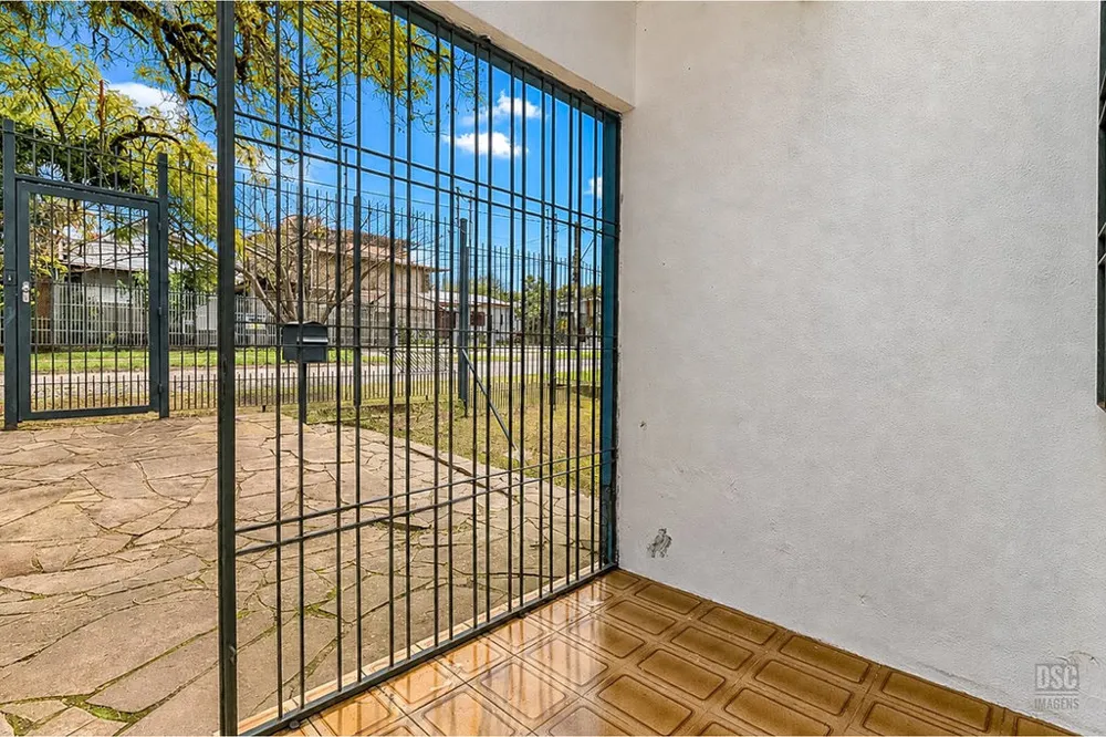 Casa para venda no bairro Vila Jardim em Porto Alegre