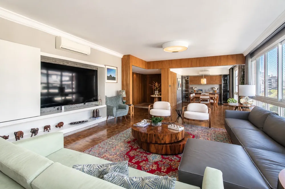 Apartamento para venda no bairro Moinhos de Vento em Porto Alegre