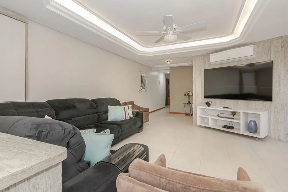 Apartamento para venda no bairro Passo da Areia em Porto Alegre